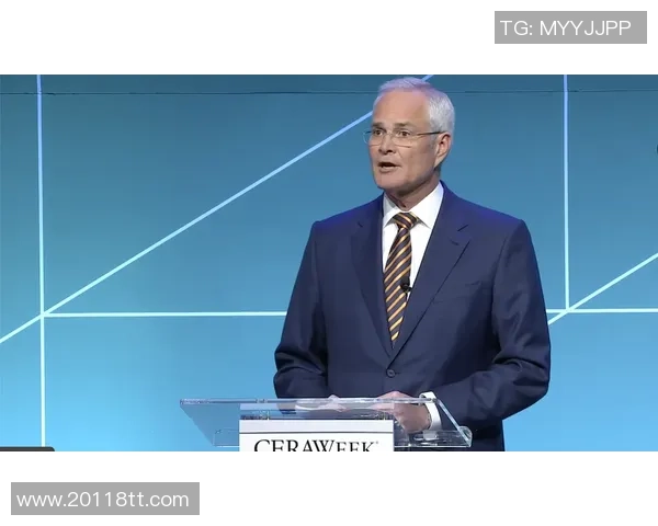 换人策略的博弈分析：五换人规则如何重塑比赛最后三十分钟的胜负局势